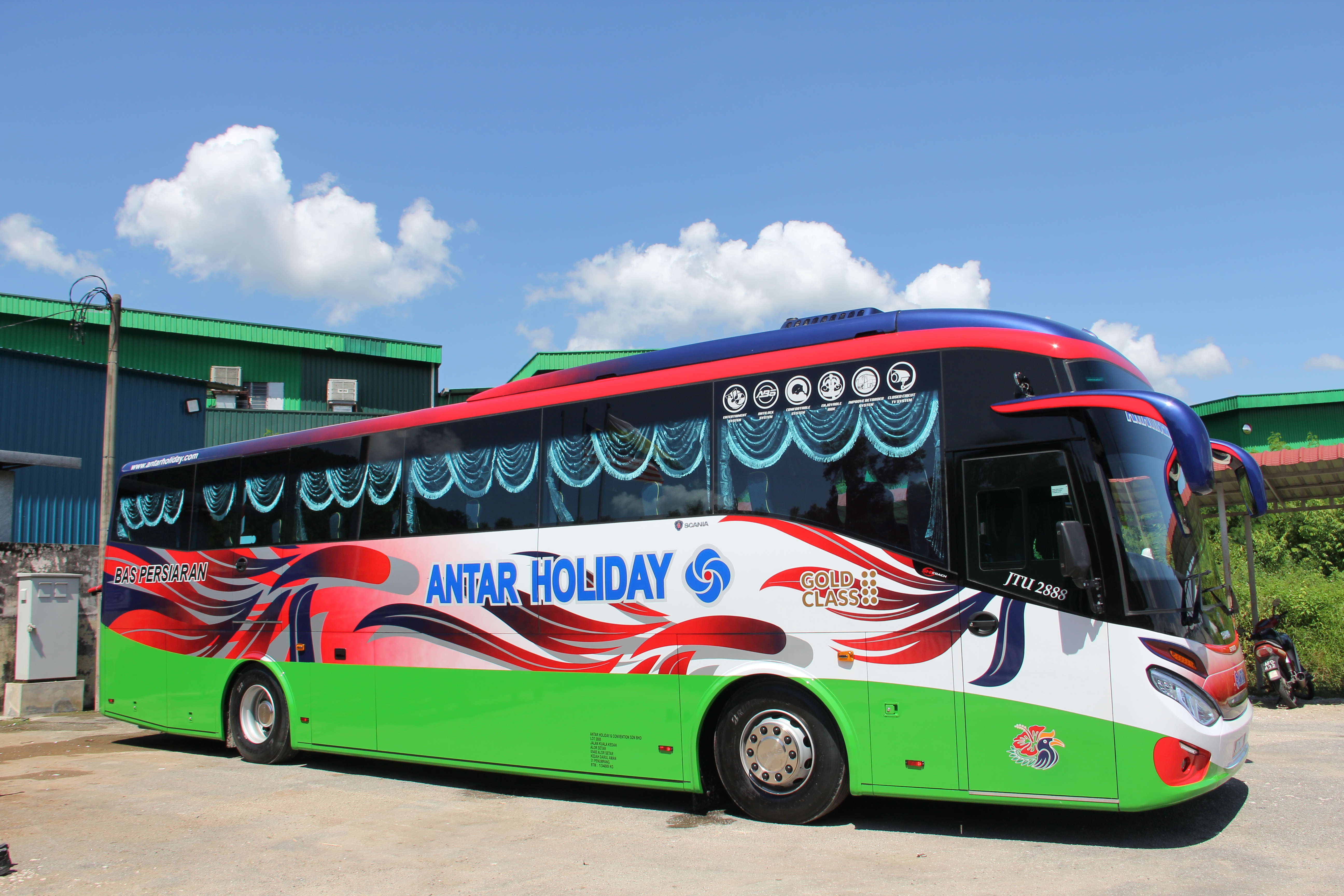 30 Seater Bus
